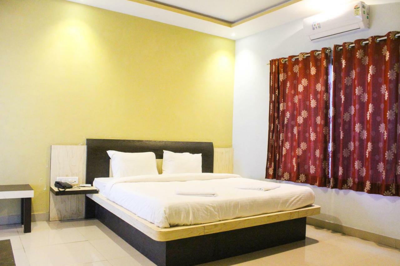 Golden Valley Resort Mahabaleshwar Exterior photo