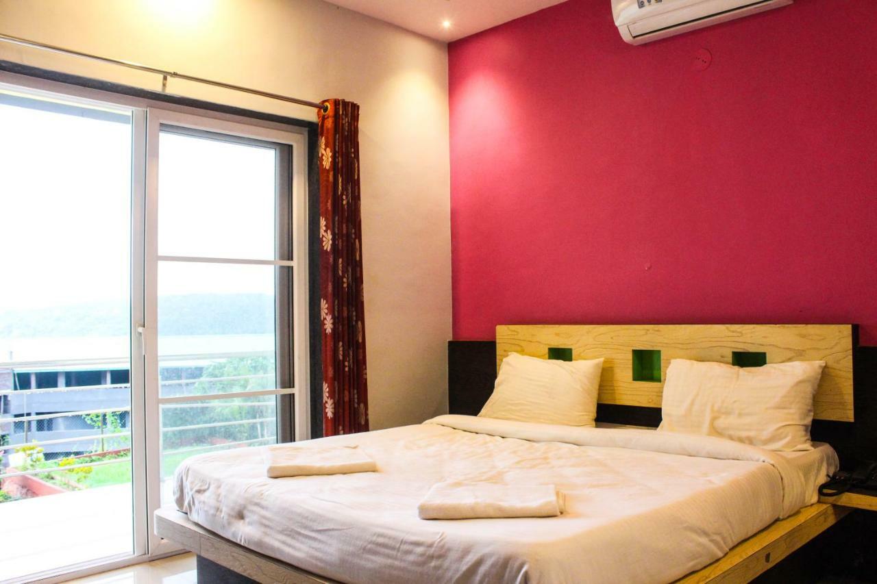 Golden Valley Resort Mahabaleshwar Exterior photo